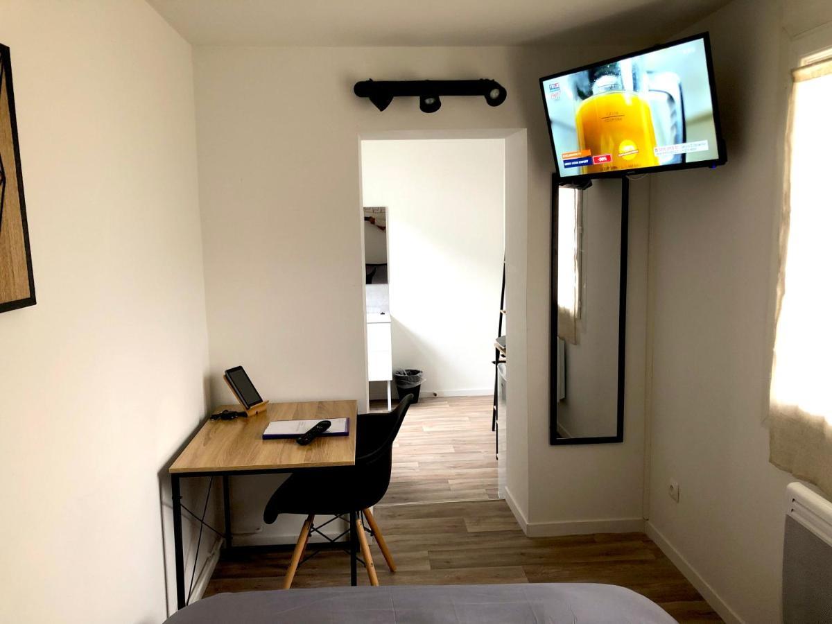 Hotel Capsule Valenciennes à Famars Extérieur photo